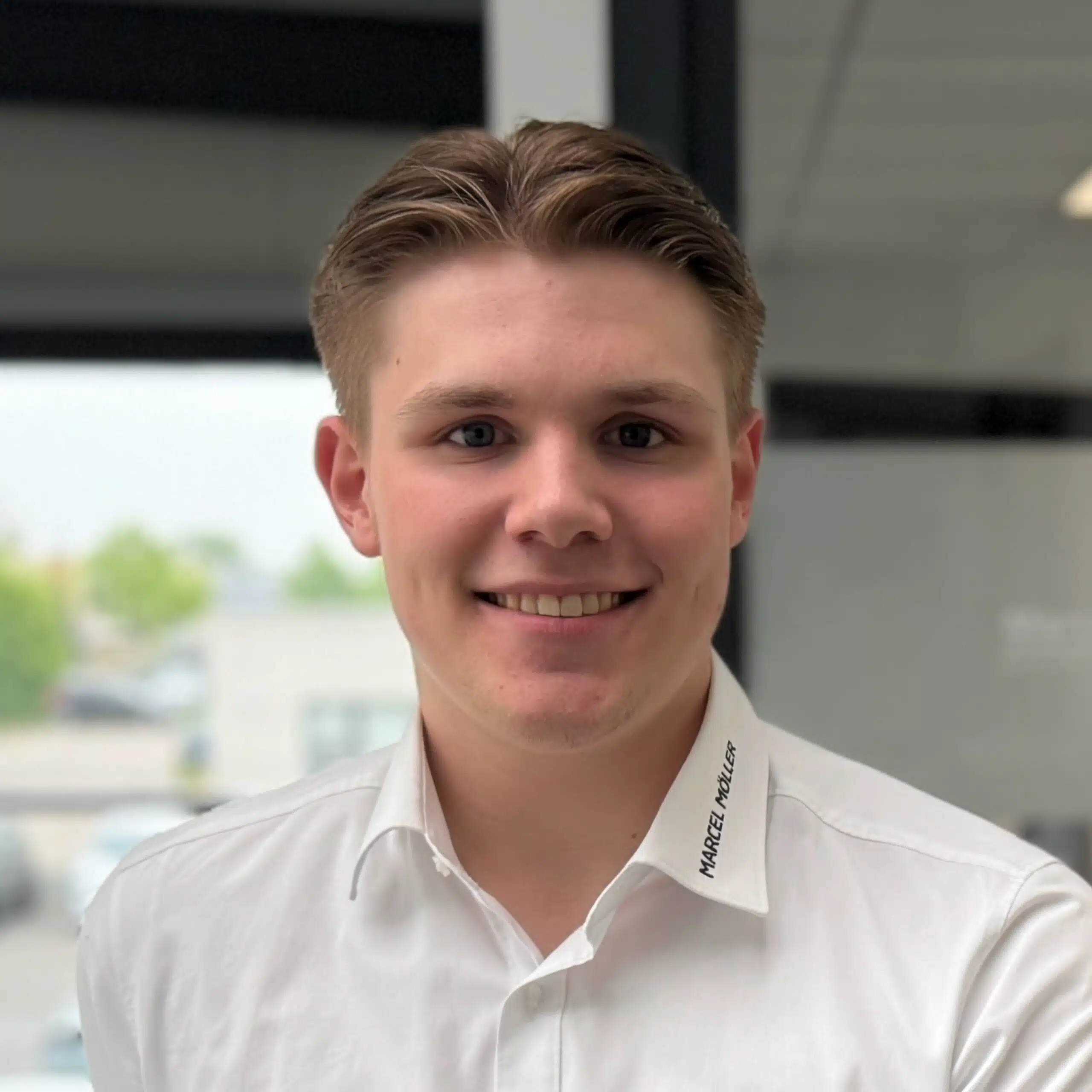 Hannes Hansen__ Auszubildender Automobilkaufmann